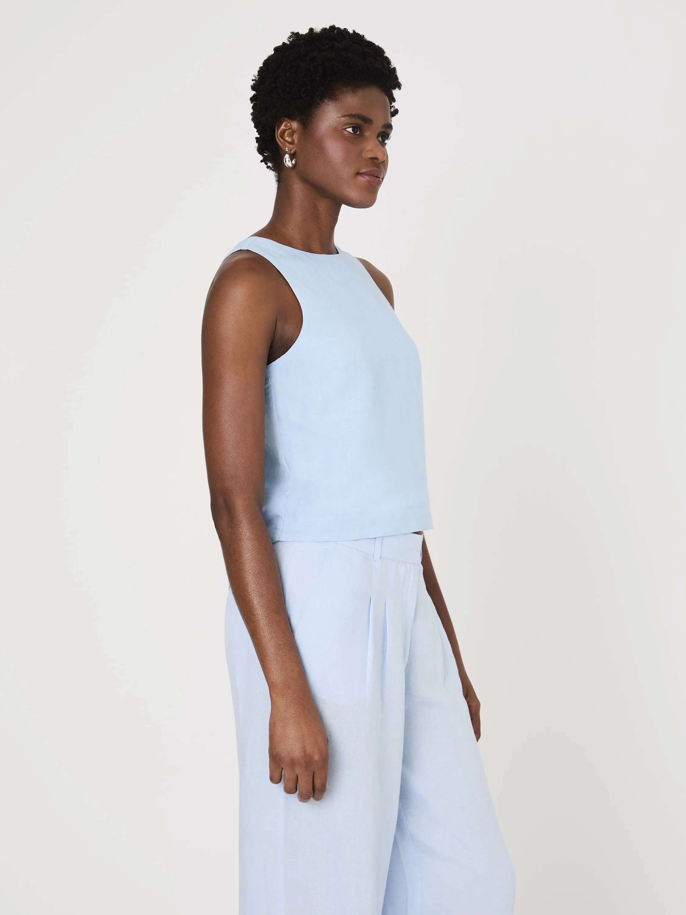 Birdie Linen Swing Top