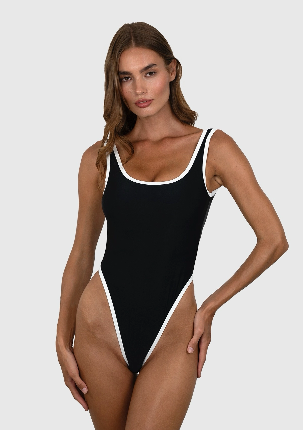 Capri One Piece - Black