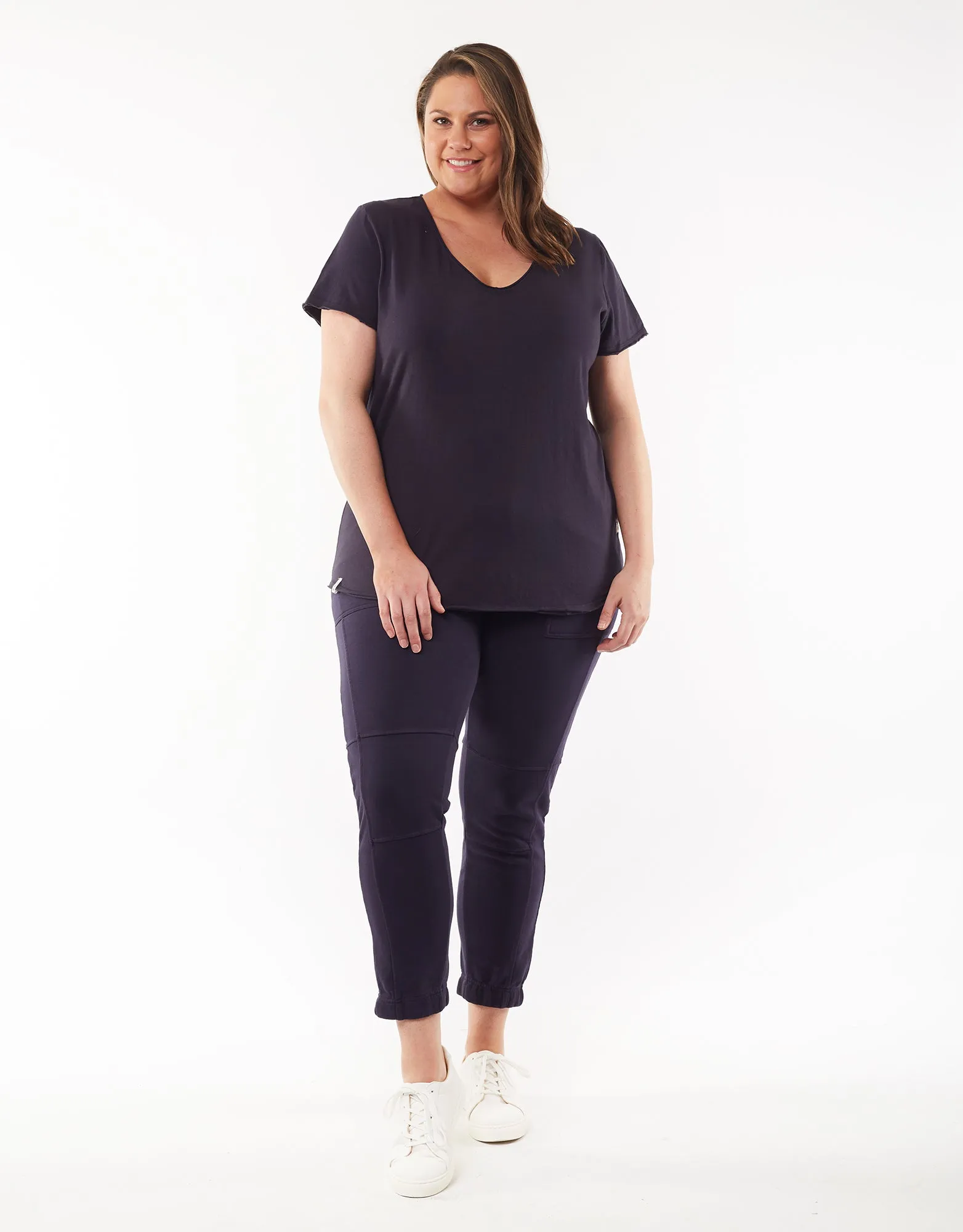 Elm Fundamental Vee Tee Navy