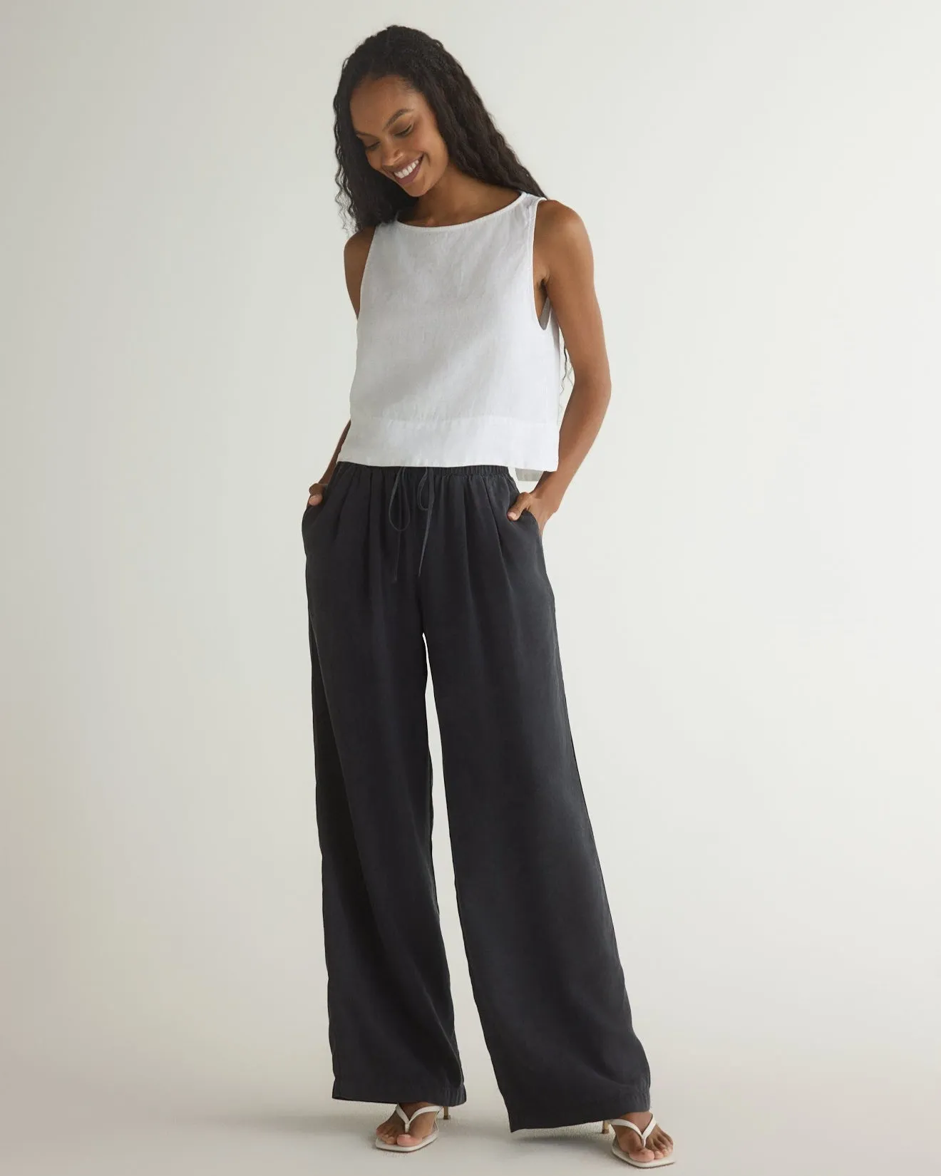 Wide Leg Pleated Pant - Vintage Black